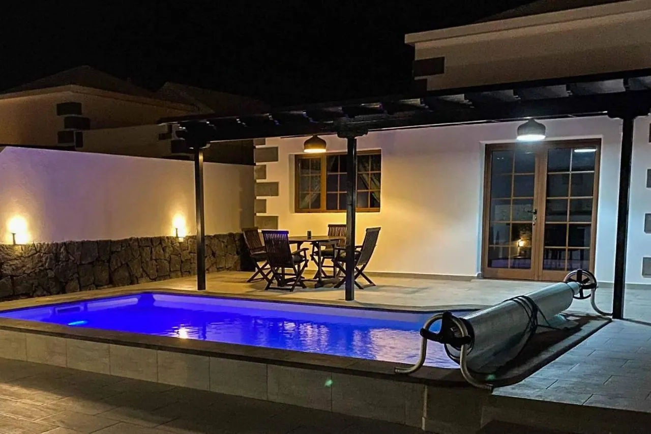 Arabella Villa Playa Blanca